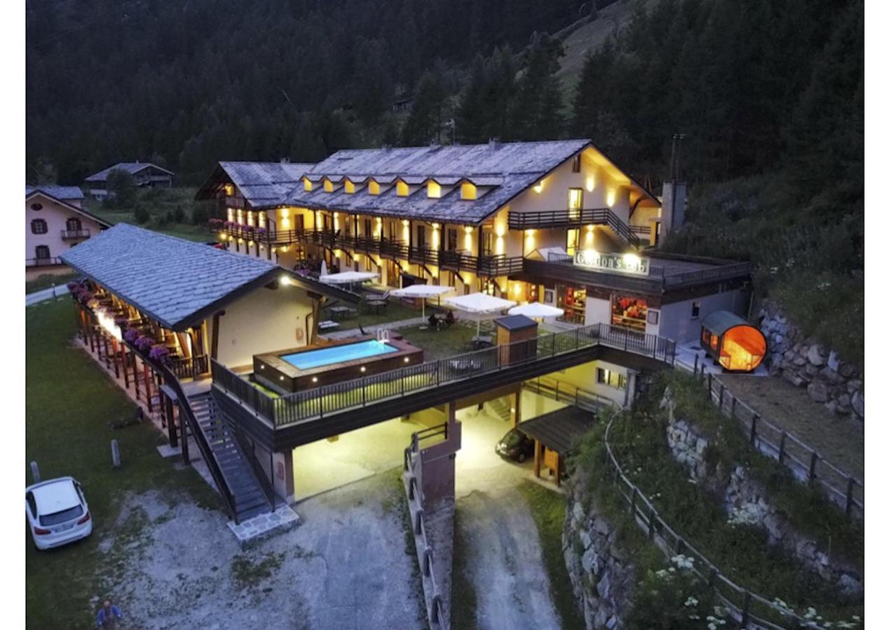 Chalet Du Lys Hotel & Spa Gressoney-la-Trinité Exterior foto